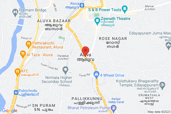 INNOVA GX FOR SALE location  Aluva Ernakulam KL