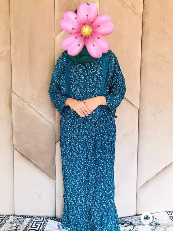 Rayon flair kurti having  lace thread work @ 800+$/-


Size : XL 42".