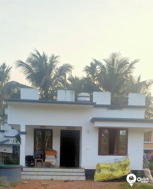 House fore sale near N A D KOMBARA