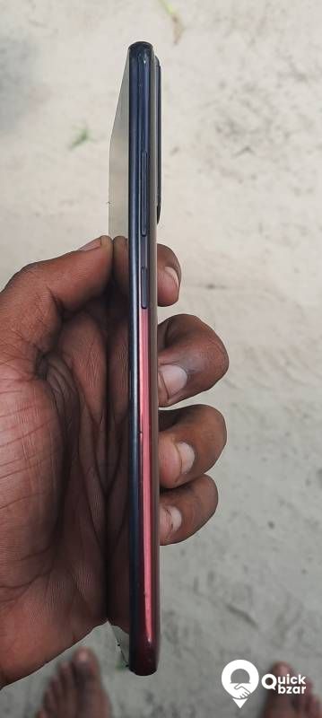 VIVO V15 8 gb Ram, 128 gb rom, Rs. 11,500.