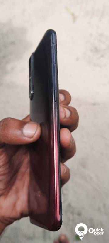 VIVO V15 8 gb Ram, 128 gb rom, Rs. 11,500.