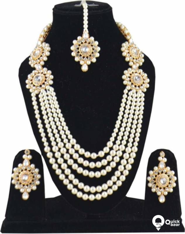 Type :Necklace, Earring & Maang Tikka Set