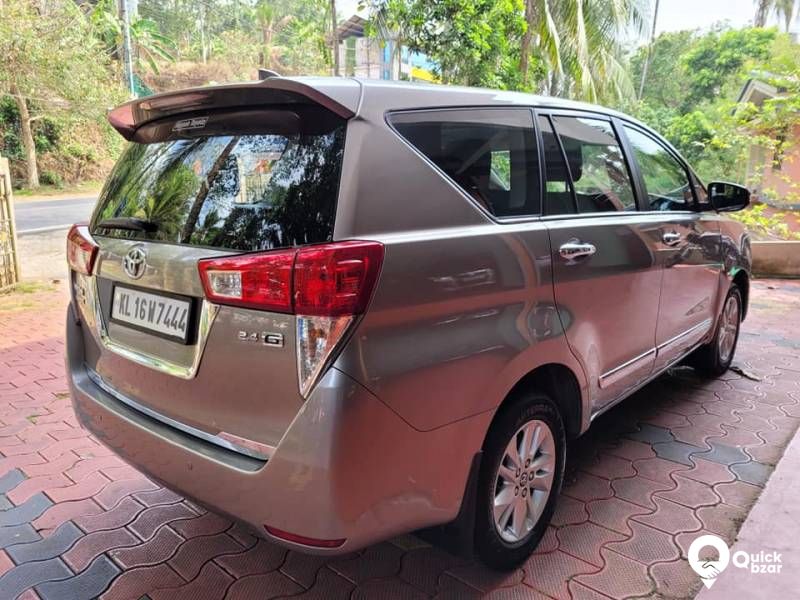Toyota Innova Crysta