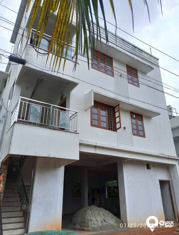 House for sale chembumukku