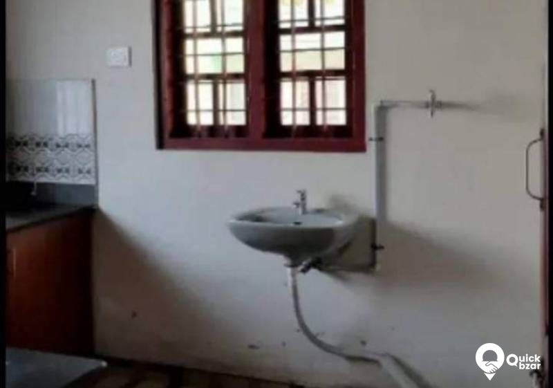2 Bedroom builder floor For Rent Near kadavanthara, giri nagar