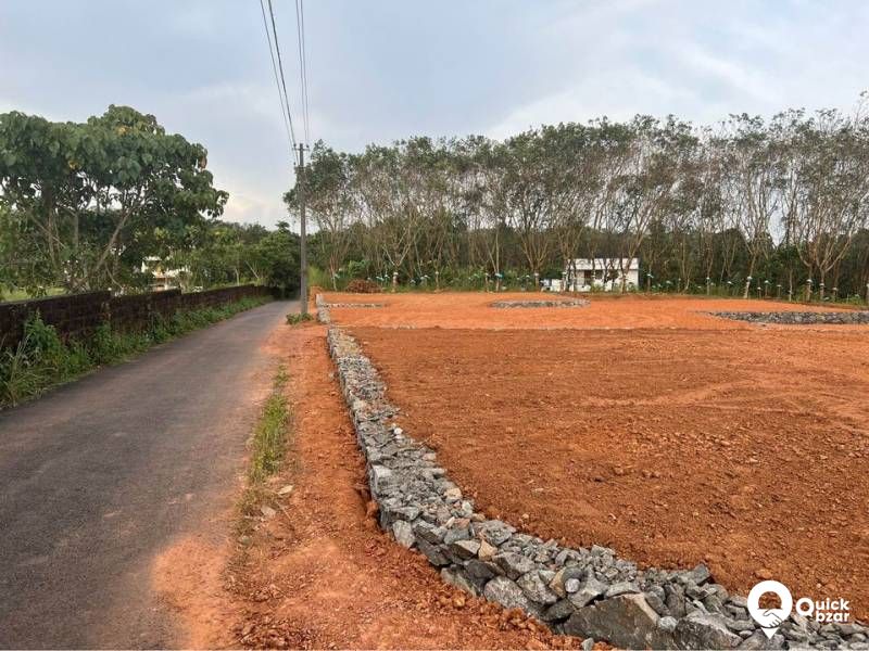 BUDGET HOUSE PLOTS FOR SALE