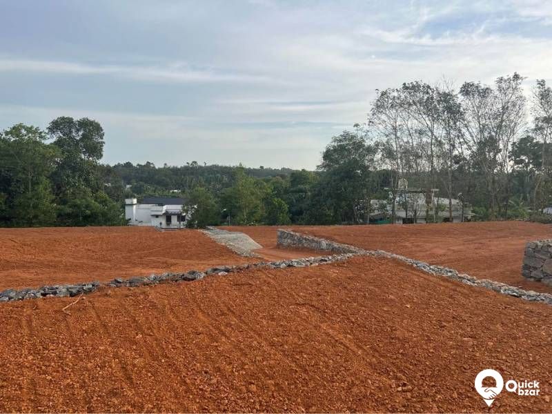 BUDGET HOUSE PLOTS FOR SALE