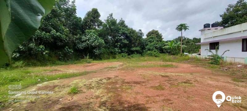 വീടുവെക്കാൻ അനുയോജ്യമായ ഹൗസ് പ്ലോട്ട് ഉടൻ വില്പനയ്ക്ക്