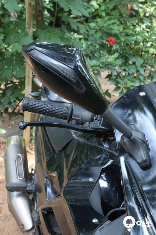 HERO KARIZMA R 2015 (PRICE IS NEGOTIABLE)
