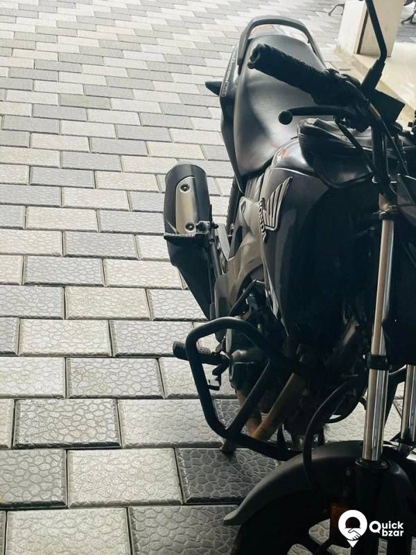 Honda unicorn 2015 model interested people contact me