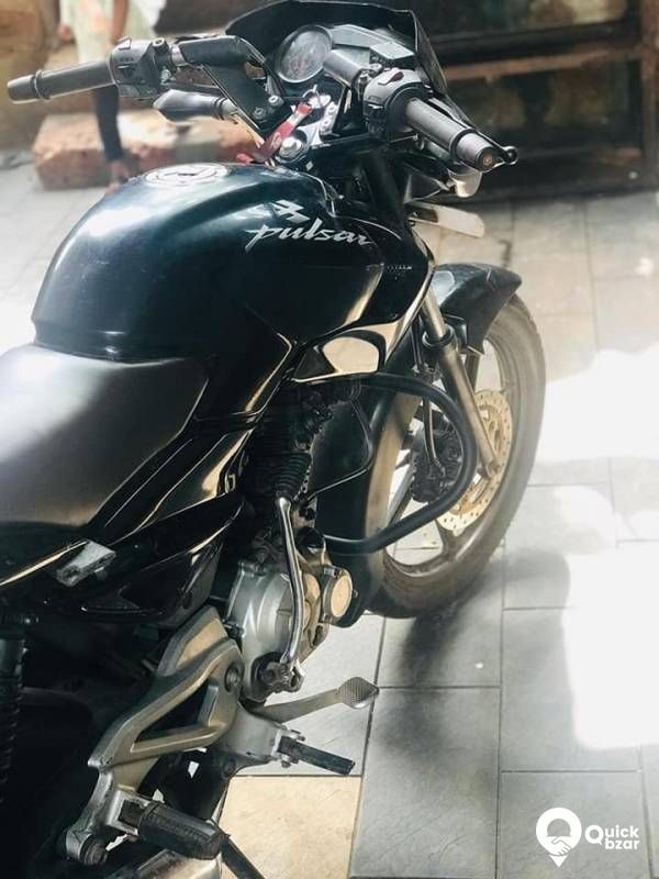 PULSAR 135