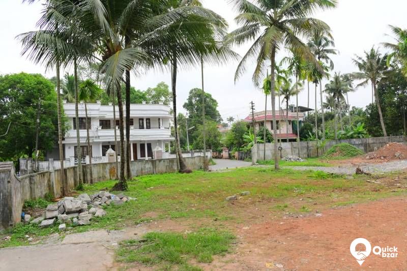 PLOT FOR SALE