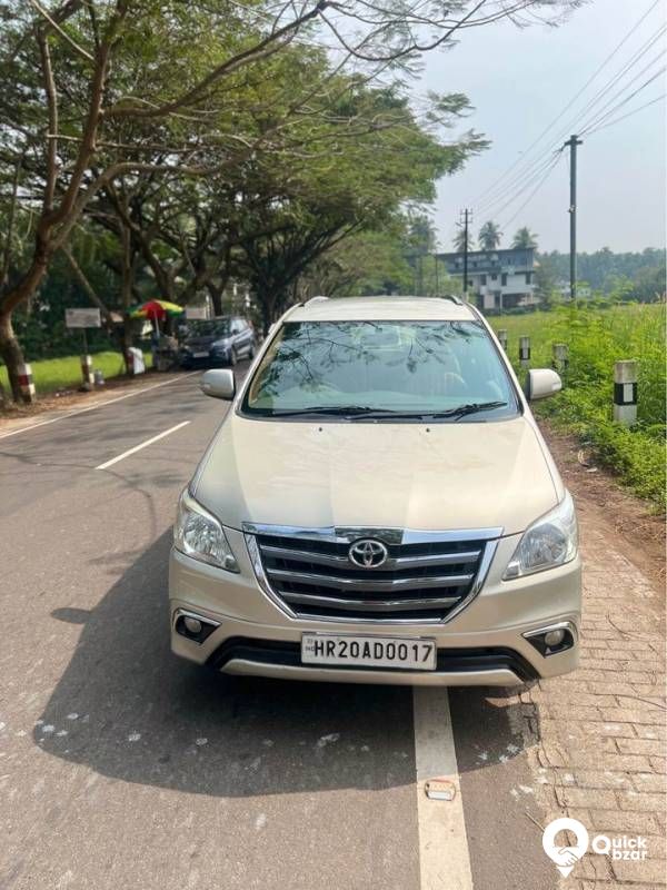 Toyota Innova V 2014 model