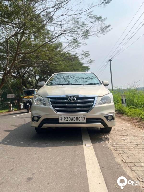Toyota Innova V 2014 model