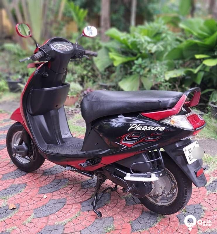 Hero pleasure 2011 model