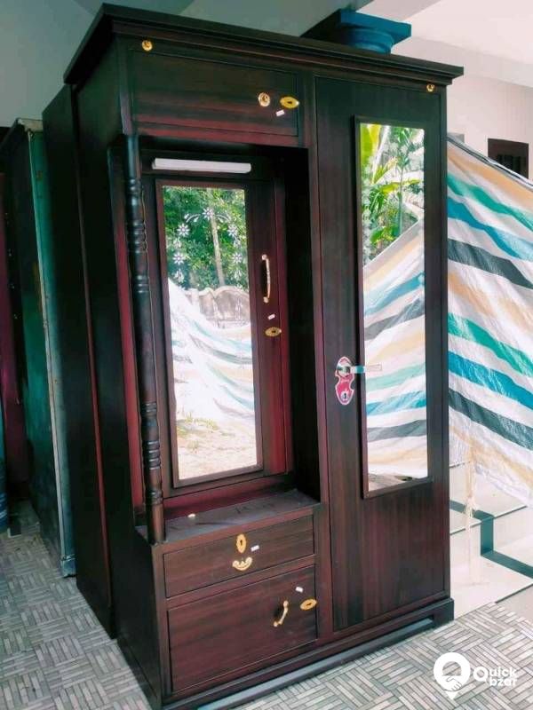 Delivery with guarantee wardrobes