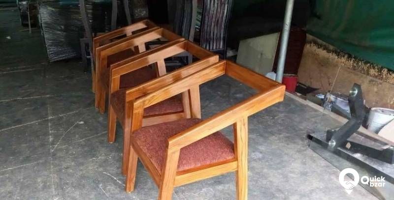 Daining table