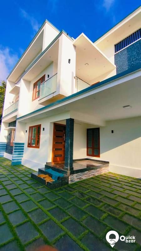NEW HOUSE FOR SALE AT KAKKANAD
