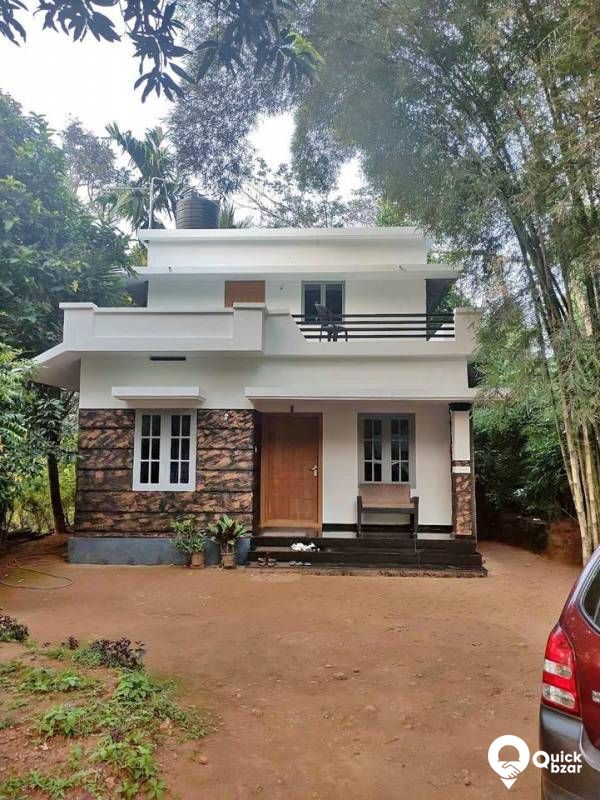 House in Koothattukulam for Sale