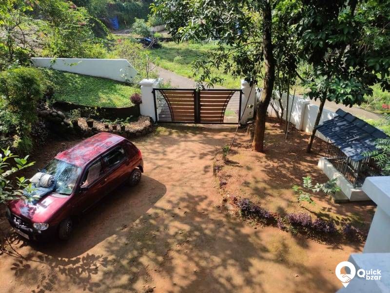 House in Koothattukulam for Sale
