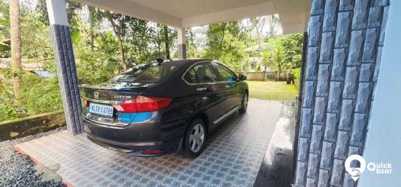 HONDA CITY 1.5 V 2016 model