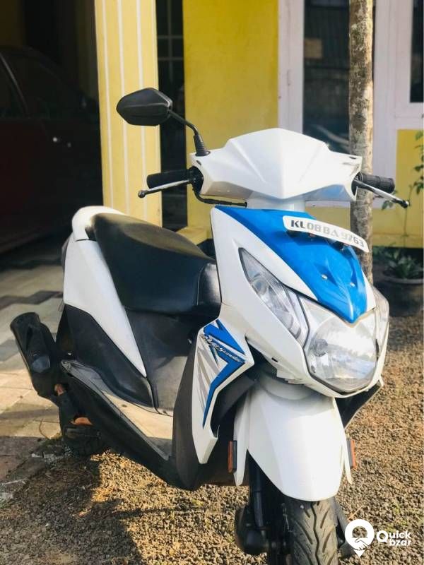 Honda dio 2013 model
