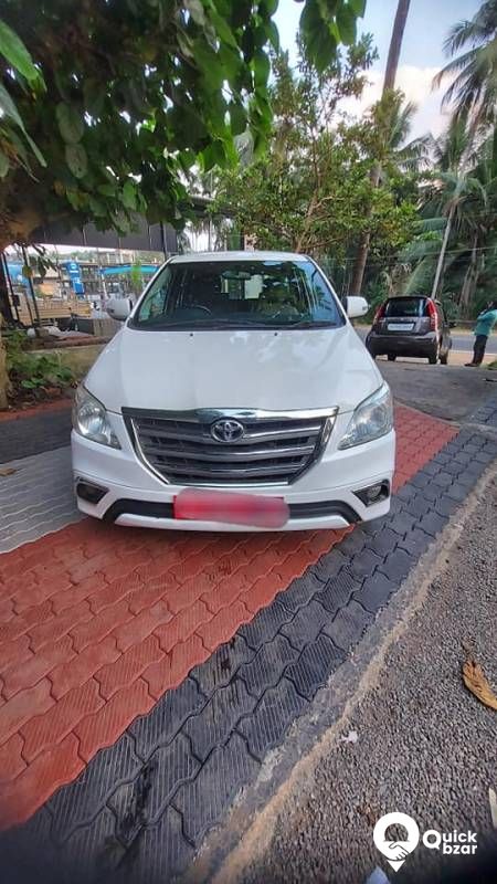 Innova V 2015 model original Kerala