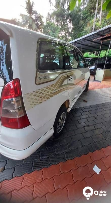 Innova V 2015 model original Kerala
