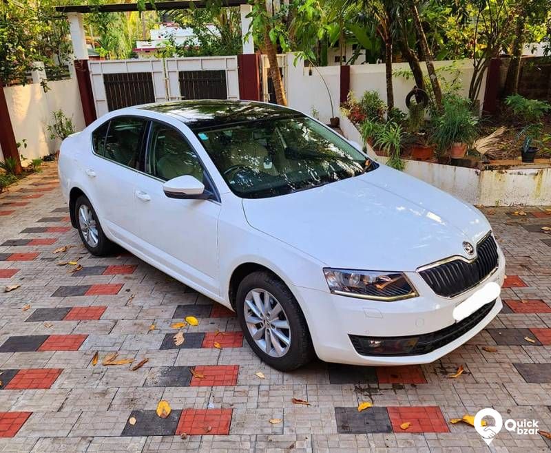 SKODA OCTAVIA 1.8 PETROL AUTOMATIC
