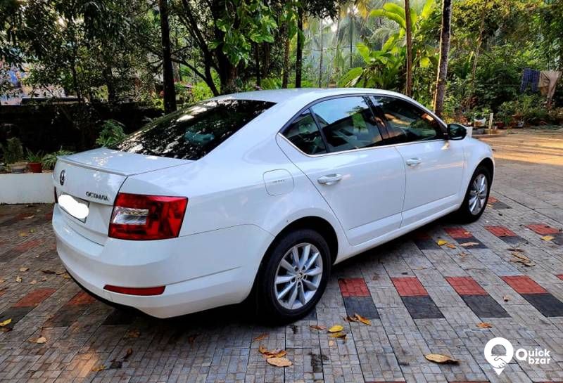SKODA OCTAVIA 1.8 PETROL AUTOMATIC