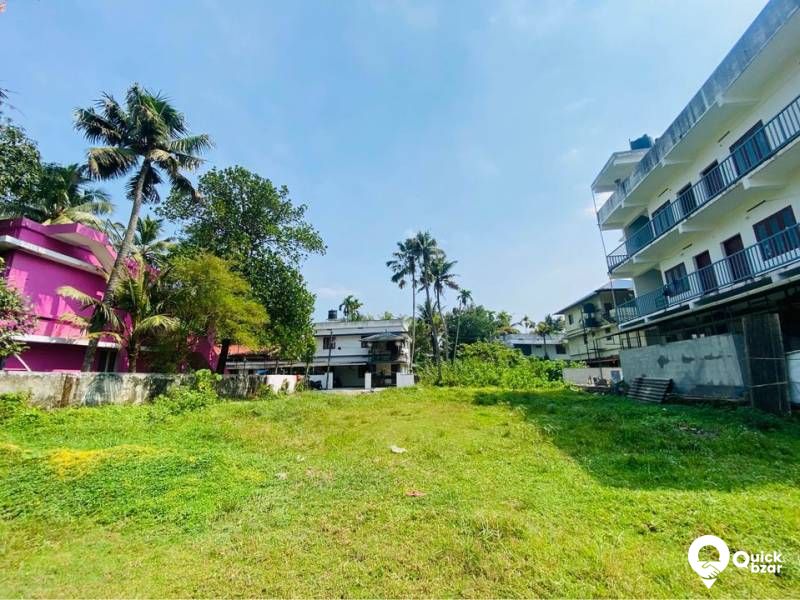 PLOT FOR SALE