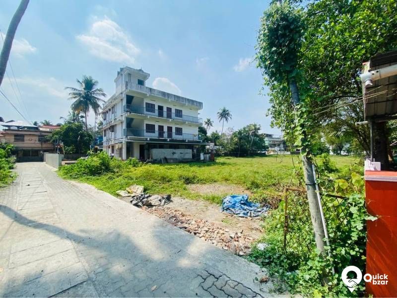 PLOT FOR SALE