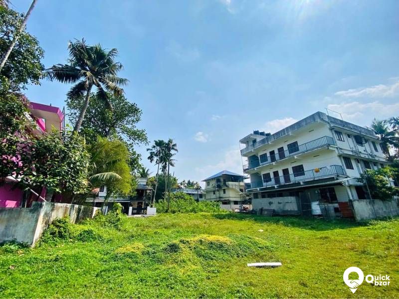 PLOT FOR SALE