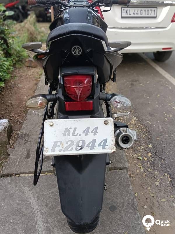 model Yamaha FZ V2 2018 MODEL