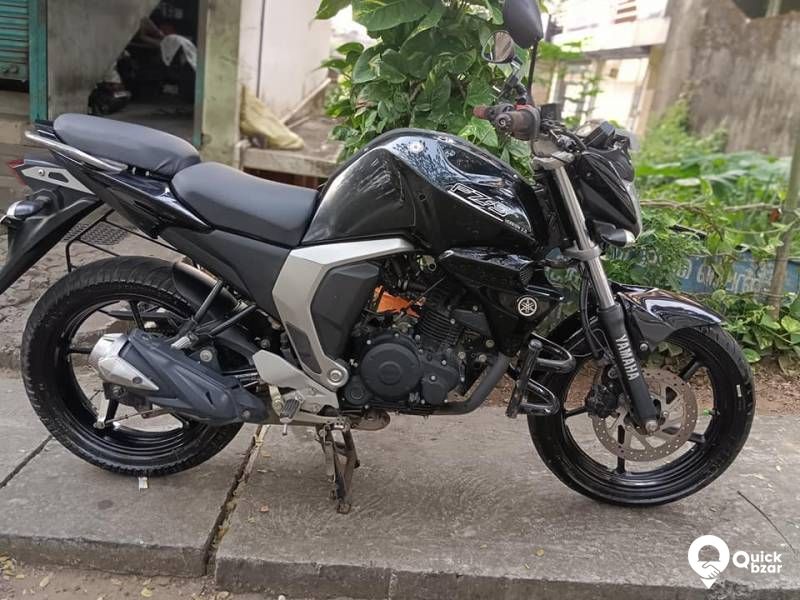 model Yamaha FZ V2 2018 MODEL