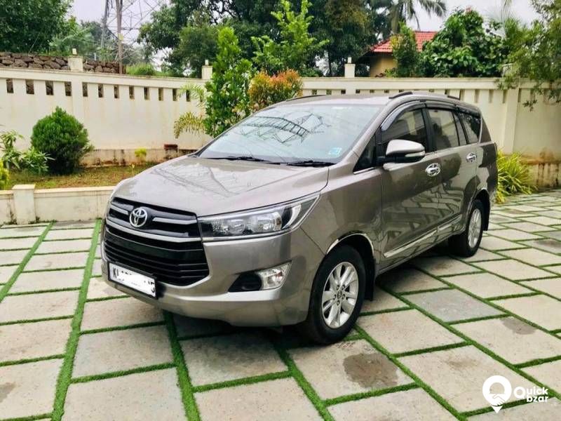 INNOVA CRYSTA G4 Model : 2017