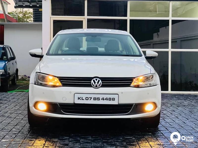 VOLKSWAGEN  JETTA 2.0 HIGHLINE