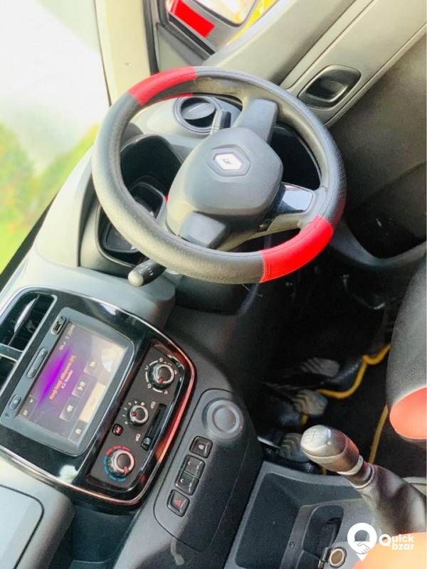 RENAULT KWID RXT FULL OPTION SINGLE OWNER