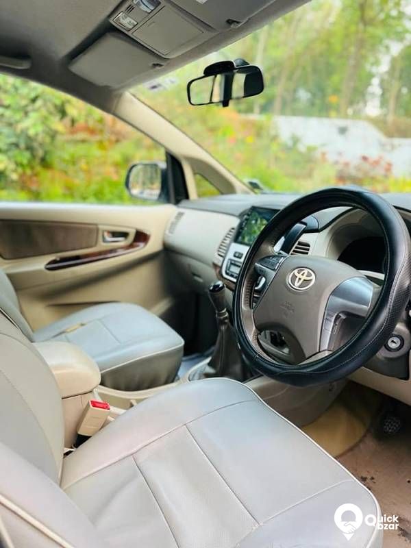 Innova V Model 2014 for sale