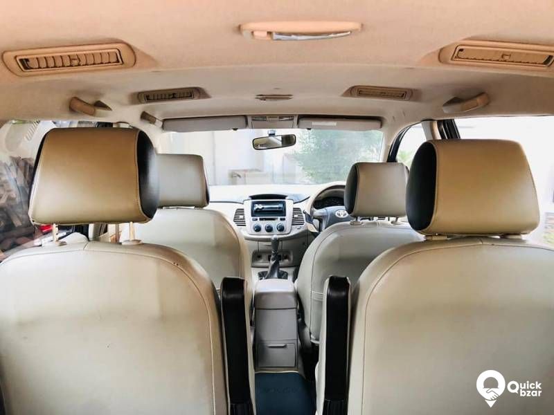 Toyota Innova g4 2013 model