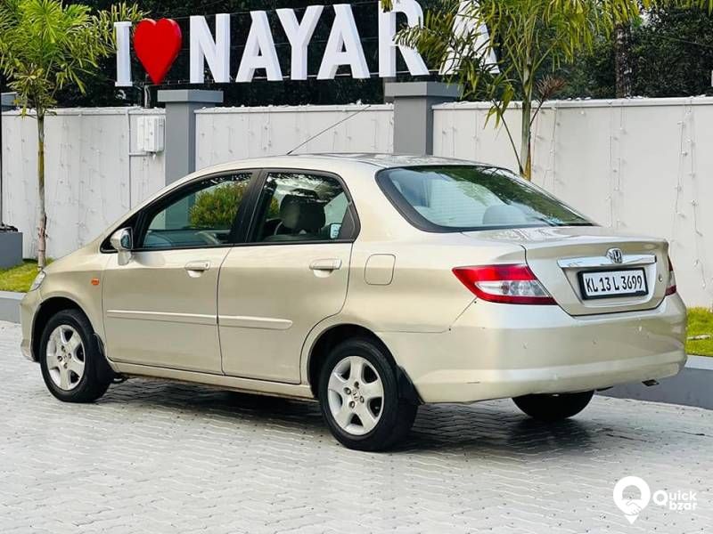HONDACITY 2004 AUTOMATIC FULL OPTION