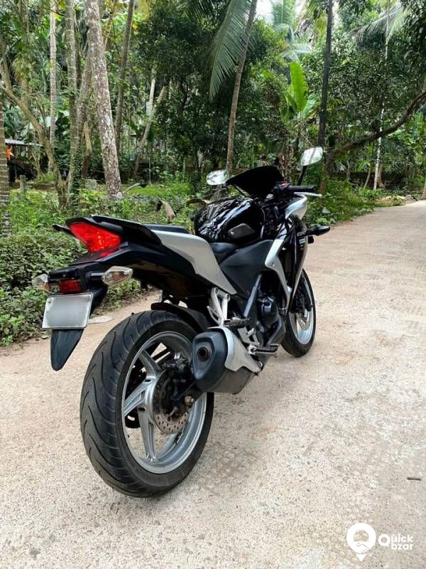 Honda Cbr 250r (CKD JAPAN Unit)