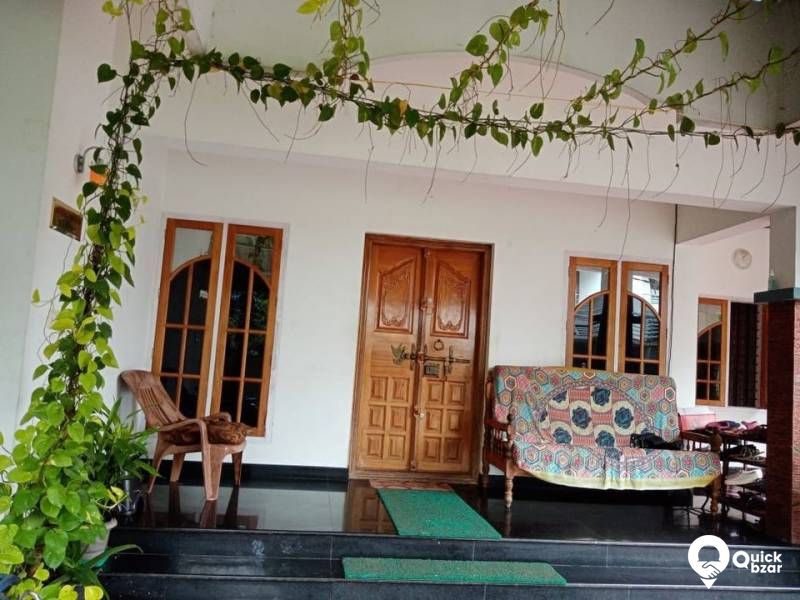 HOUSE FOR URGENT SALE