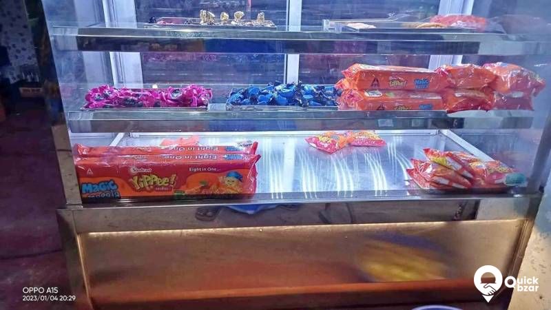 Bakery counter