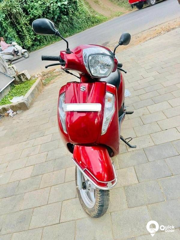 Suzuki Access 125 Disc model