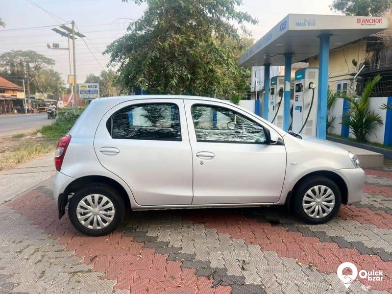 Toyota Liva for sale