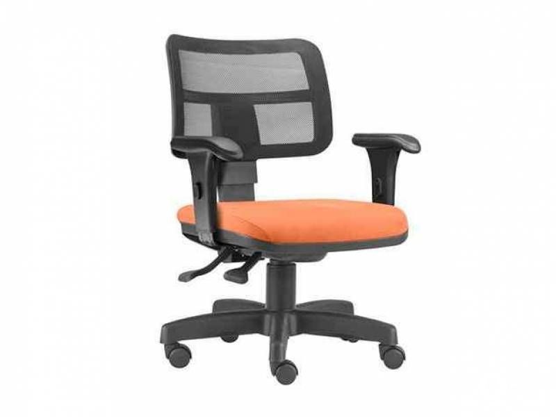 Revolving chair