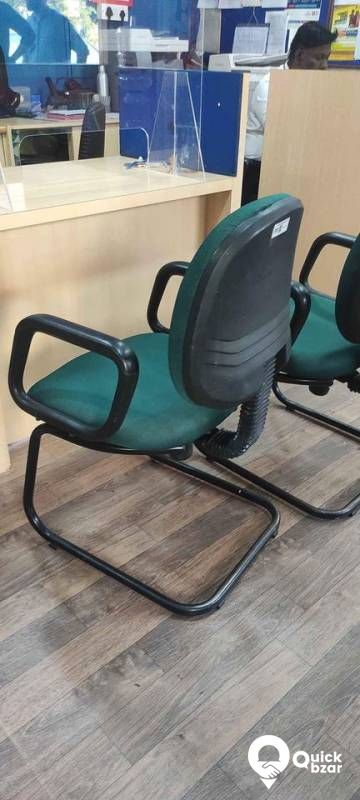 OFFICE CHAIR
