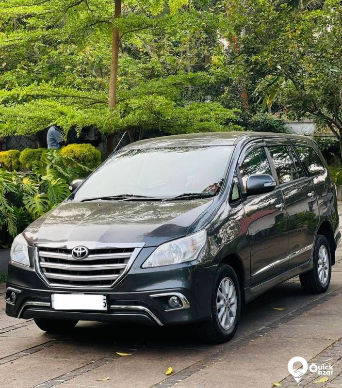 Toyota Innova V for sale