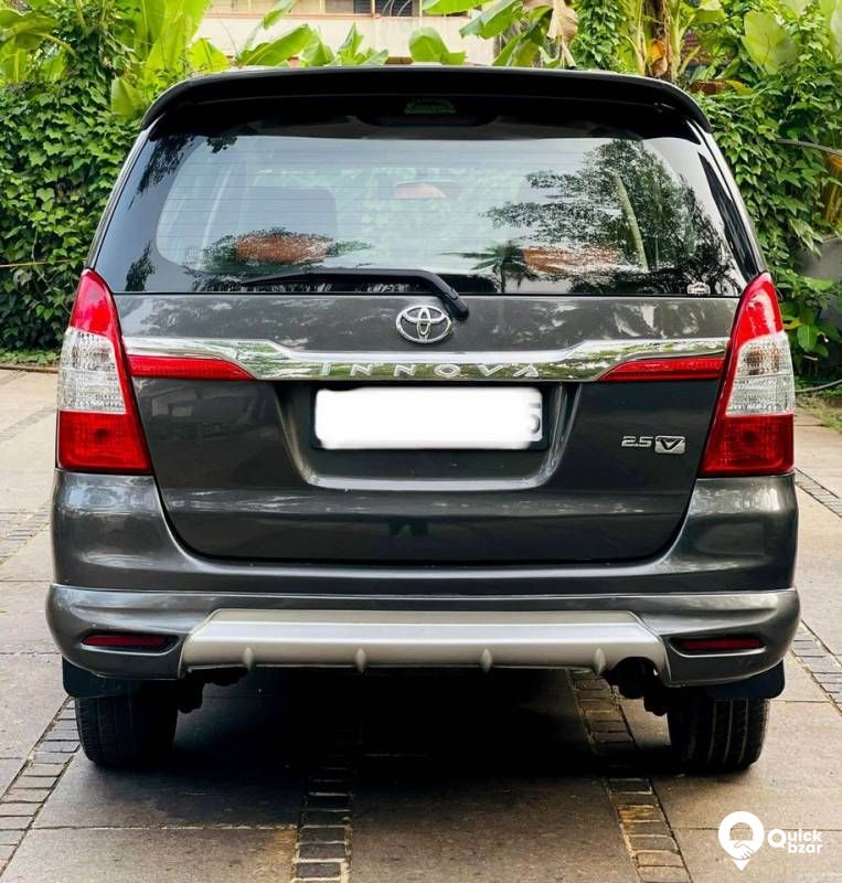 Toyota Innova V for sale